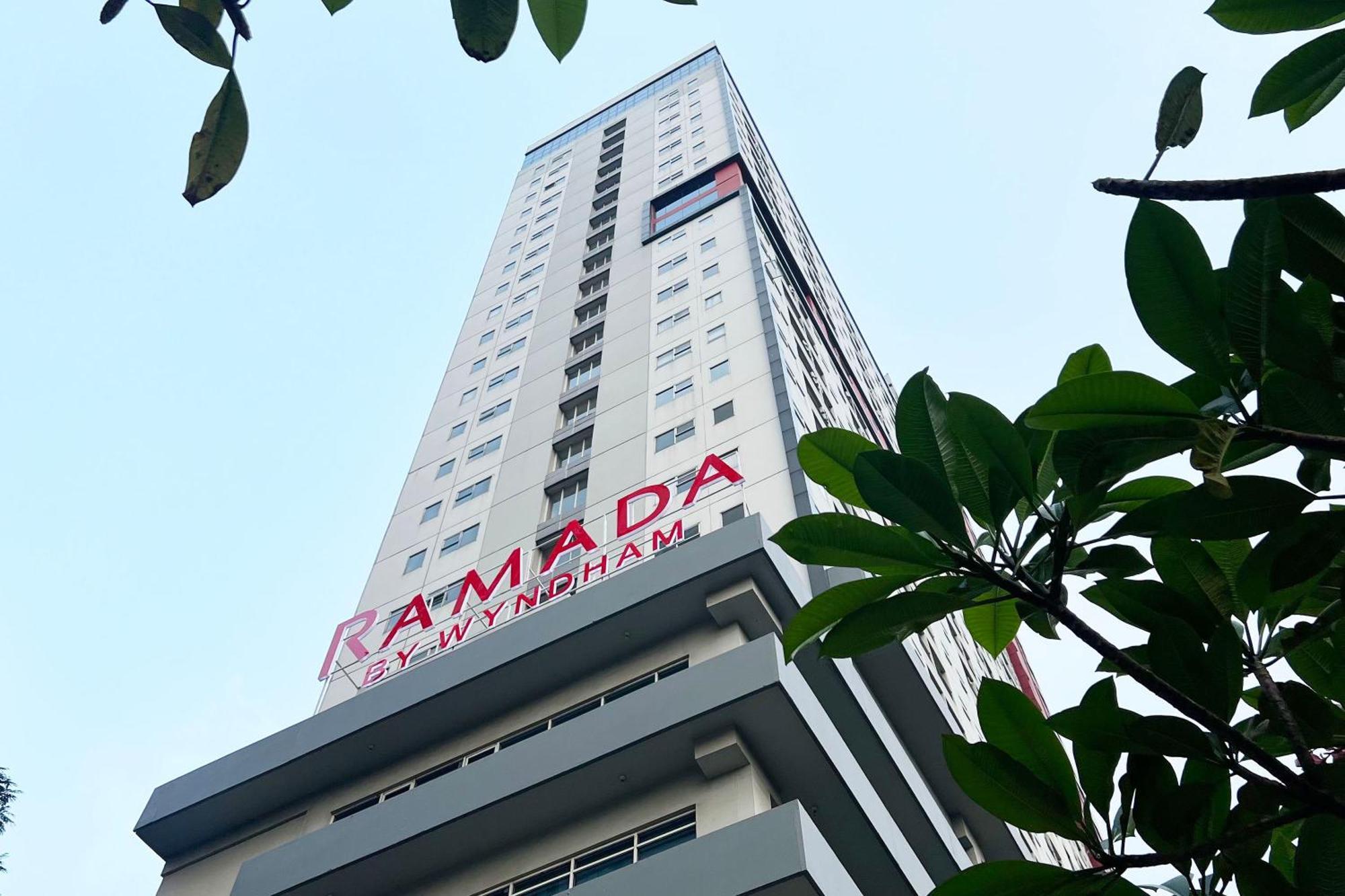 Sahid Serpong Bagian luar foto