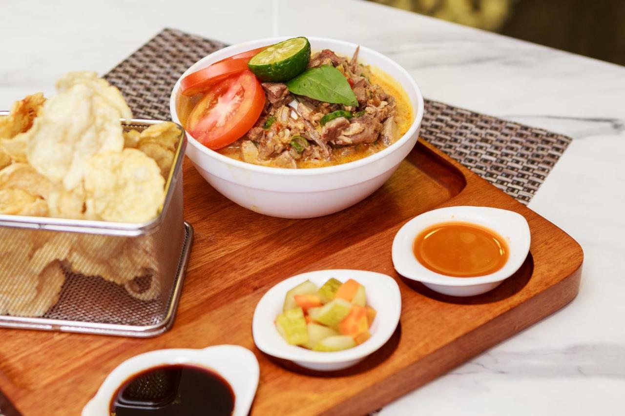 Sahid Serpong Bagian luar foto